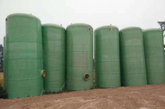 優質玻璃鋼儲罐