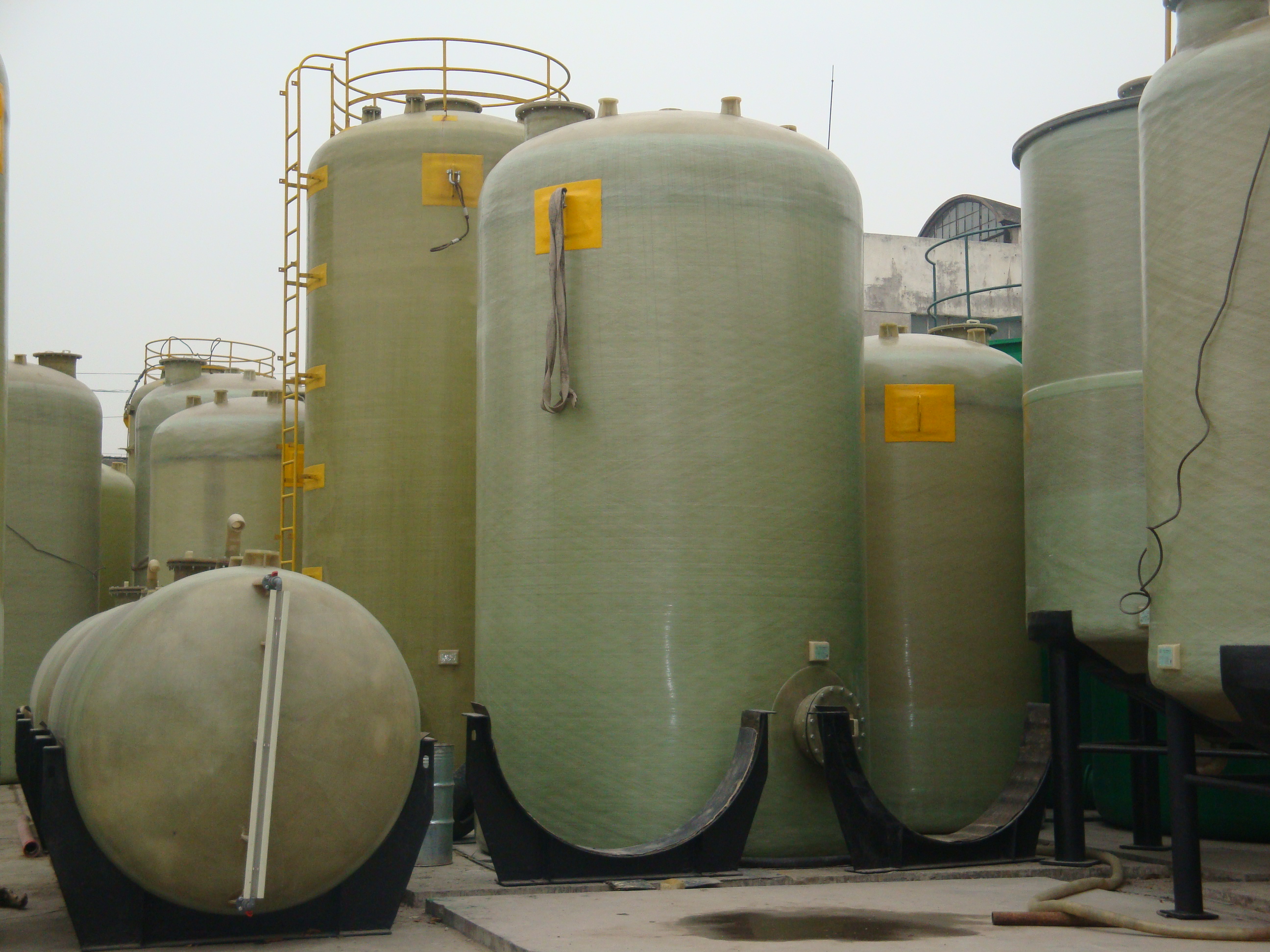 河北玻璃鋼儲水罐，玻璃鋼儲水罐20立方多少錢